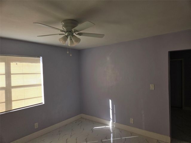 7925 SW 9th St 7925, North Lauderdale, FL 33068