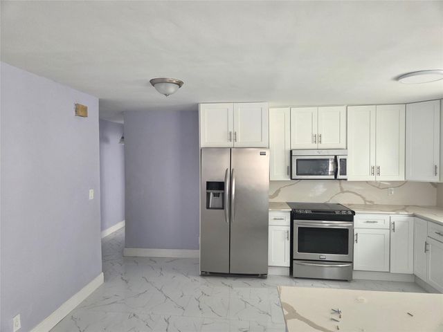 7925 SW 9th St 7925, North Lauderdale, FL 33068