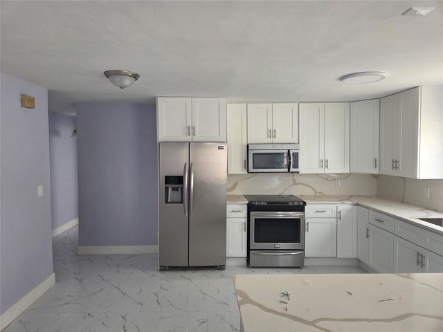 7925 SW 9th St 7925, North Lauderdale, FL 33068