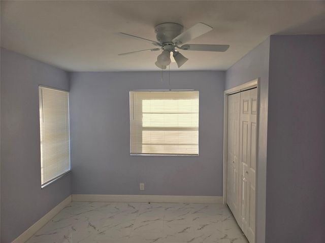 7925 SW 9th St 7925, North Lauderdale, FL 33068