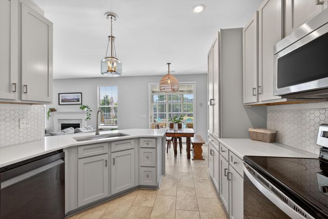108 Back Tee Circle, Summerville, SC 29485
