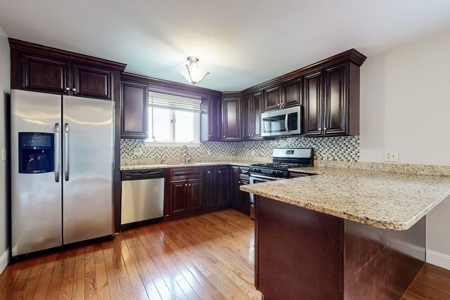 243 Lexington St 2, Watertown, MA 02472
