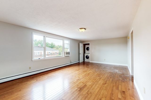 243 Lexington St 2, Watertown, MA 02472