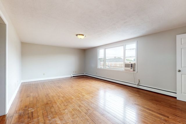 243 Lexington St 2, Watertown, MA 02472