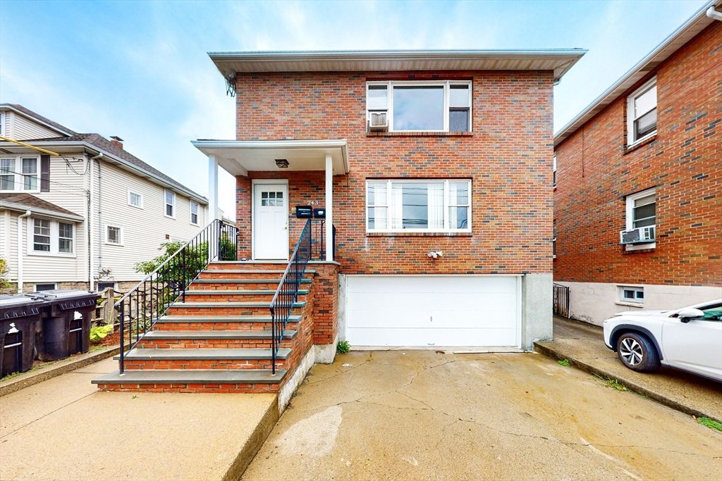 243 Lexington St 2, Watertown, MA 02472
