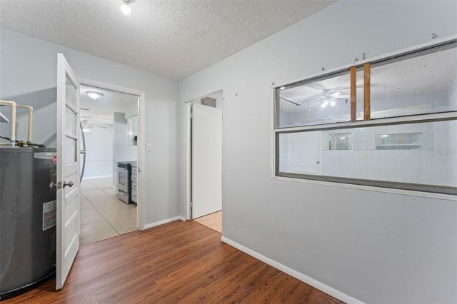 1754 FOXBORO DRIVE, Orlando, FL 32812