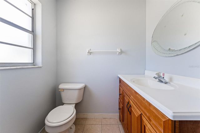 1754 FOXBORO DRIVE, Orlando, FL 32812