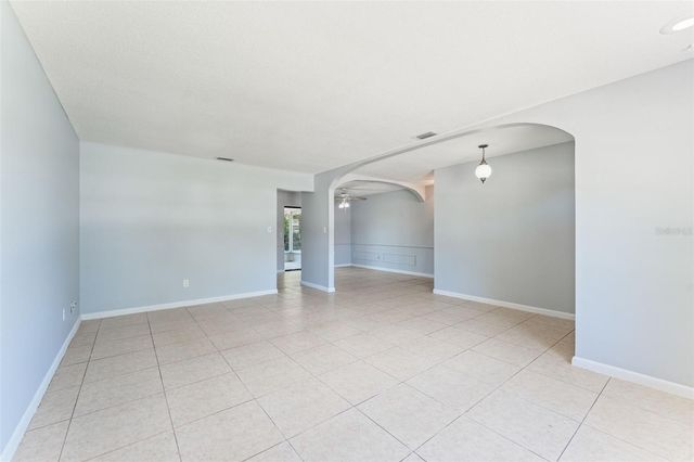1754 FOXBORO DRIVE, Orlando, FL 32812