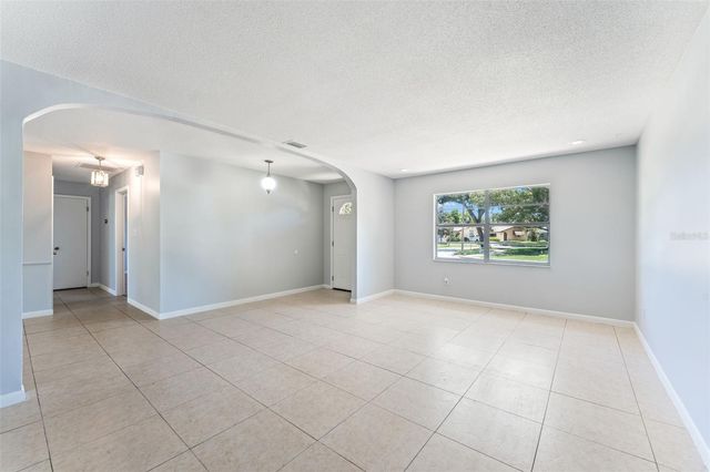 1754 FOXBORO DRIVE, Orlando, FL 32812