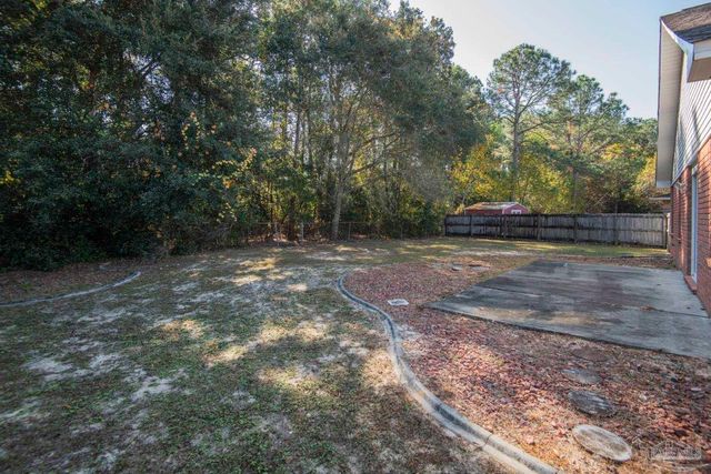 5013 Cassia Dr, Pensacola, FL 32506