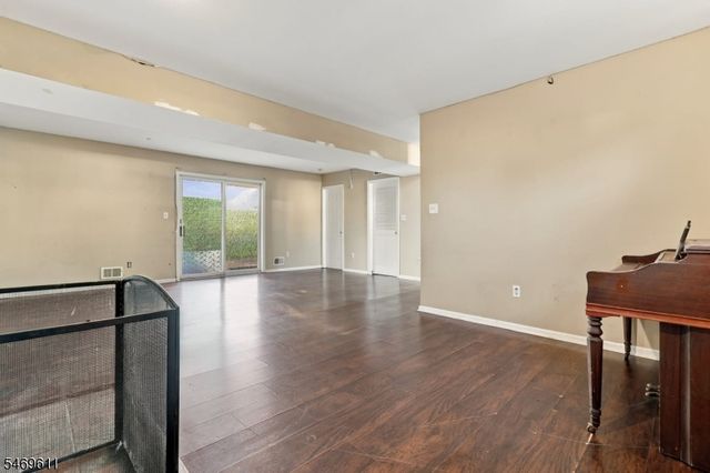 183 Arlington Ave, Franklin Twp., NJ 08873