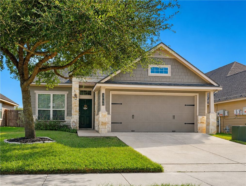 1066 Venice Drive, Bryan, TX 77808 — photo 2