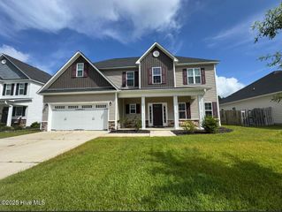 614 High Tide Drive, Sneads Ferry, NC 28460