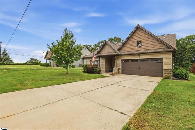 803 Palmetto Station Way, Pelzer, SC 29669