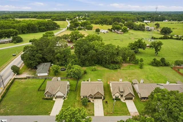 803 Palmetto Station Way, Pelzer, SC 29669