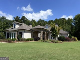 29 Water Stone Cove, Newnan, GA 30265