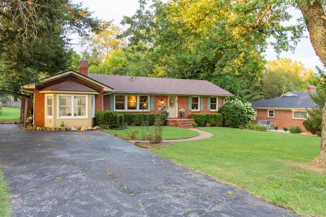 114 Westwood 4th Ave, Mcminnville, TN 37110