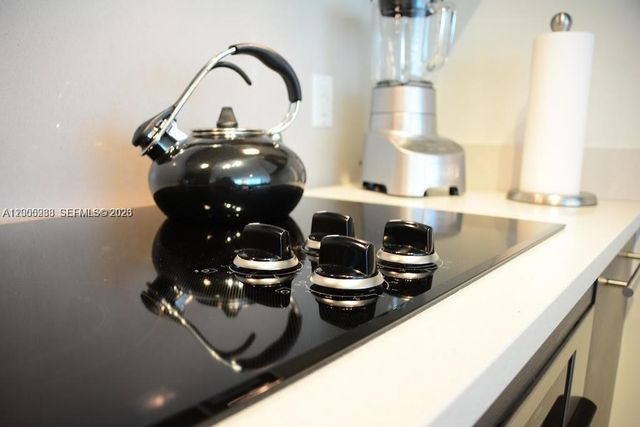 500 Brickell Ave 3008, Miami, FL 33131