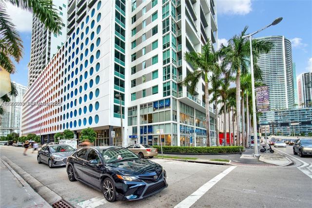 500 Brickell Ave 3008, Miami, FL 33131
