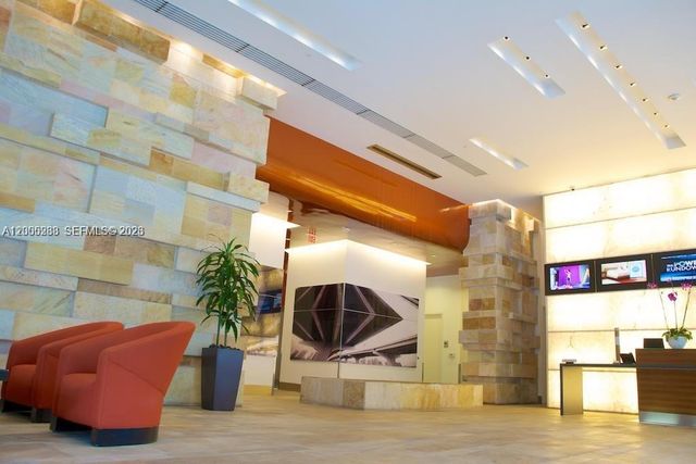 500 Brickell Ave 3008, Miami, FL 33131