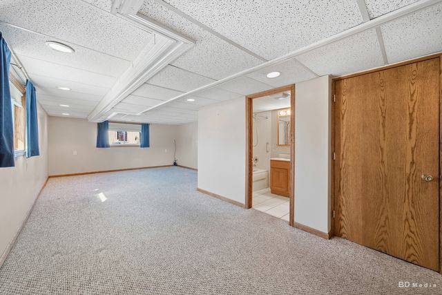 10228 S Kenneth Avenue, Oak Lawn, IL 60453