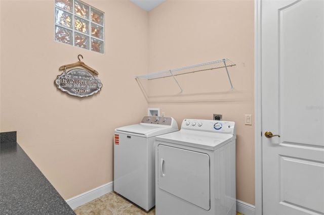 1632 LANCASHIRE DRIVE, Venice, FL 34293