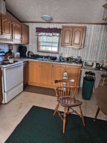 105 Mill Street, Green Camp, OH 43322