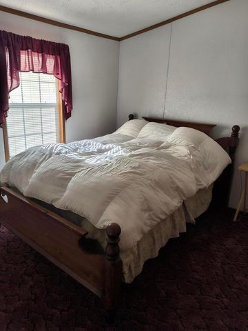 105 Mill Street, Green Camp, OH 43322