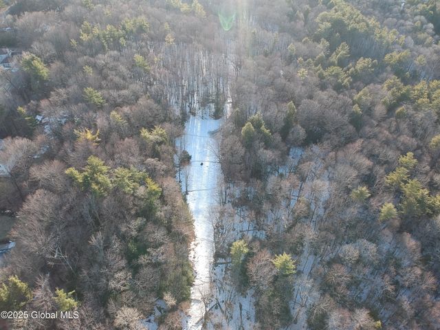 132 Wesskum Woods Road, Johnstown, NY 12078