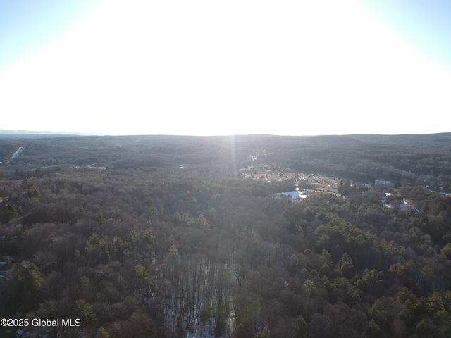 132 Wesskum Woods Road, Johnstown, NY 12078