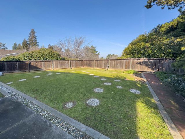 4501 Shellflower Ct, Concord, CA 94518