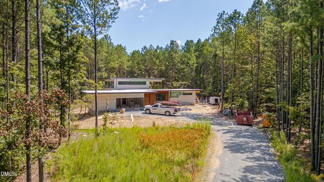 4637 Array Drive, Chapel Hill, NC 27516