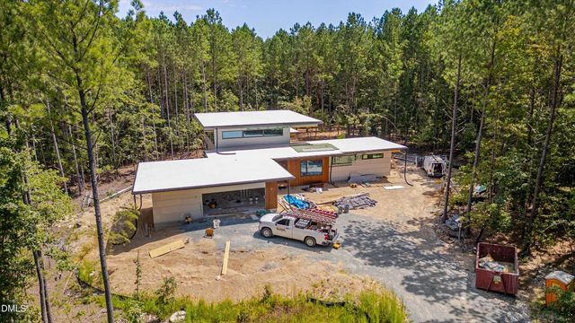 4637 Array Drive, Chapel Hill, NC 27516