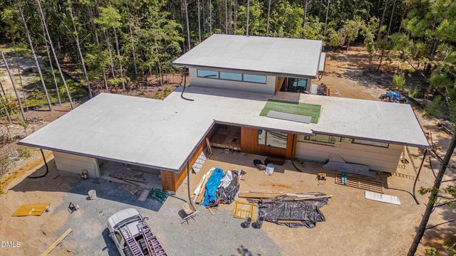 4637 Array Drive, Chapel Hill, NC 27516