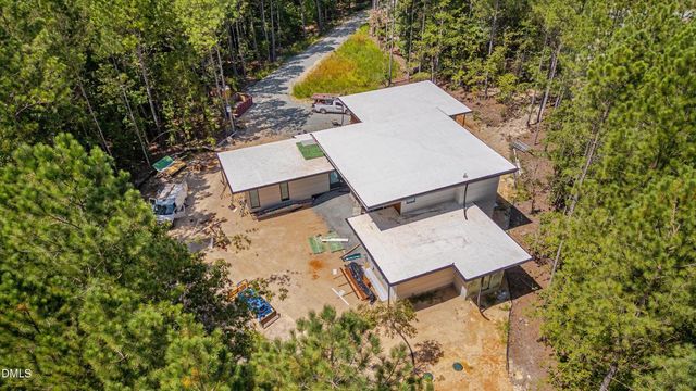 4637 Array Drive, Chapel Hill, NC 27516