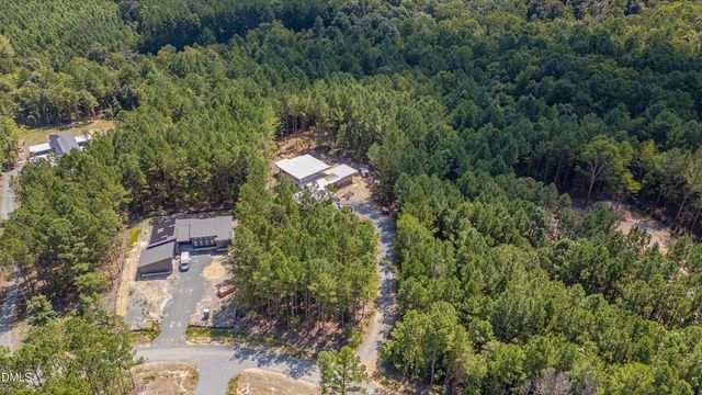 4637 Array Drive, Chapel Hill, NC 27516