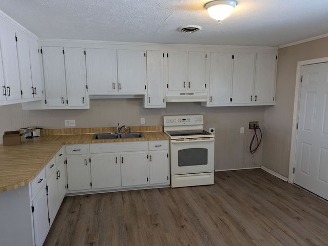 608 22nd Ave. N B, North Myrtle Beach, SC 29582