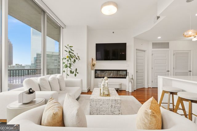 1080 Peachtree Street NE 1712, Atlanta, GA 30309