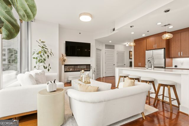 1080 Peachtree Street NE 1712, Atlanta, GA 30309