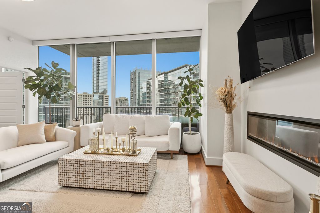 1080 Peachtree Street NE 1712, Atlanta, GA 30309