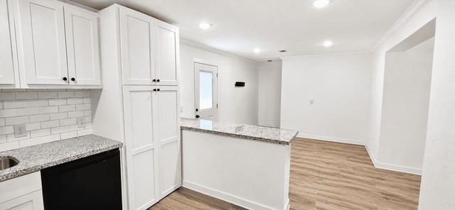 2102 Margaret Ave B, Houston, TX 77093
