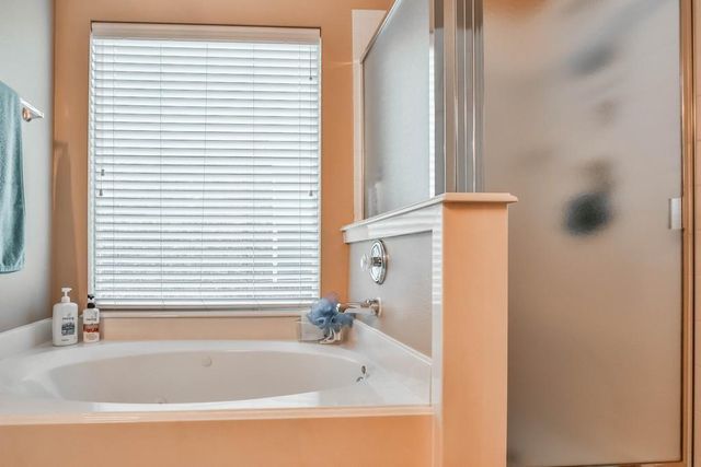 17118 Shadow Ledge Drive, Houston, TX 77095