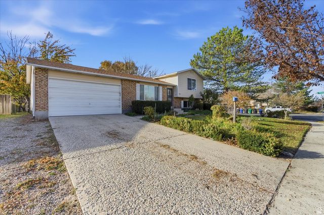 3931 W DANSERE CIR, West Jordan, UT 84088