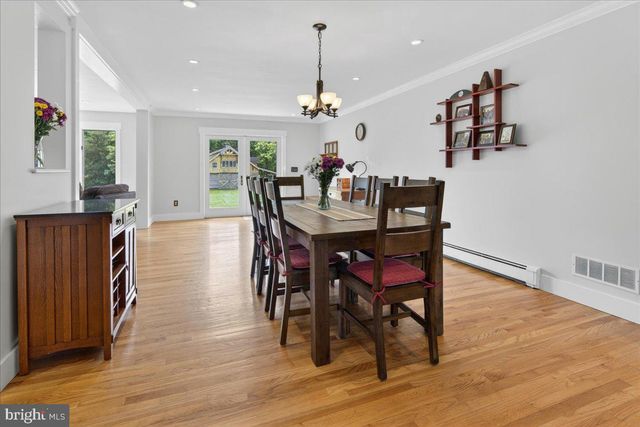 219 LAMBERTVILLE HOPEWELL RD, Hopewell, NJ 08525