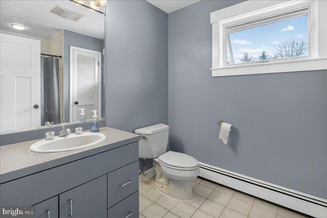 219 LAMBERTVILLE HOPEWELL RD, Hopewell, NJ 08525