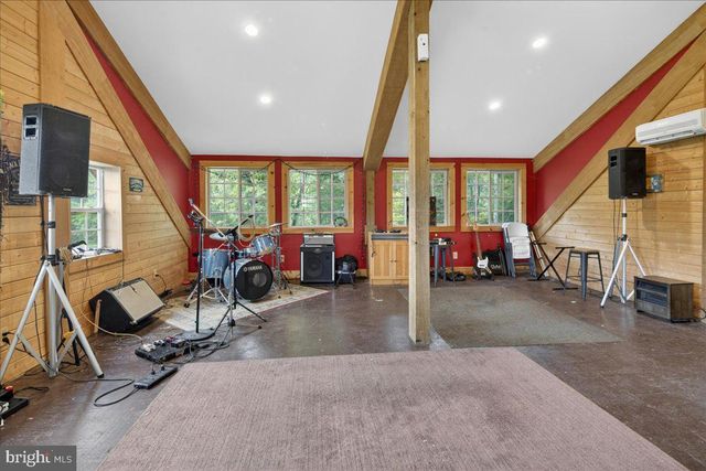 219 LAMBERTVILLE HOPEWELL RD, Hopewell, NJ 08525
