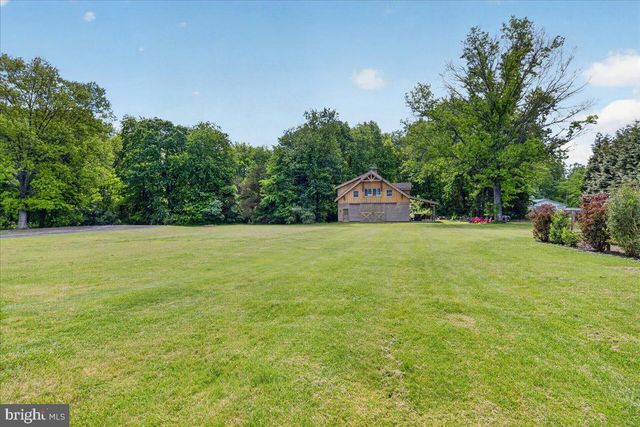 219 LAMBERTVILLE HOPEWELL RD, Hopewell, NJ 08525
