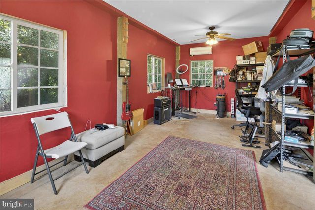 219 LAMBERTVILLE HOPEWELL RD, Hopewell, NJ 08525