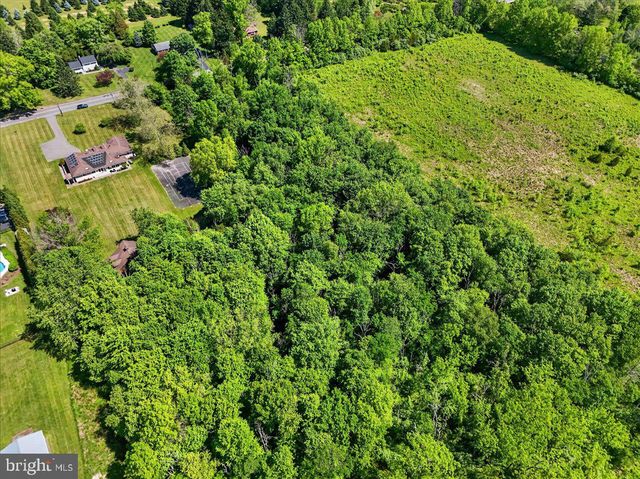 219 LAMBERTVILLE HOPEWELL RD, Hopewell, NJ 08525