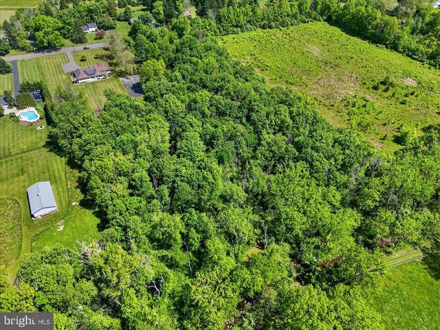 219 LAMBERTVILLE HOPEWELL RD, Hopewell, NJ 08525